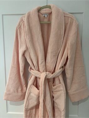 Cozy Earth Light Pink Plush Bathrobe